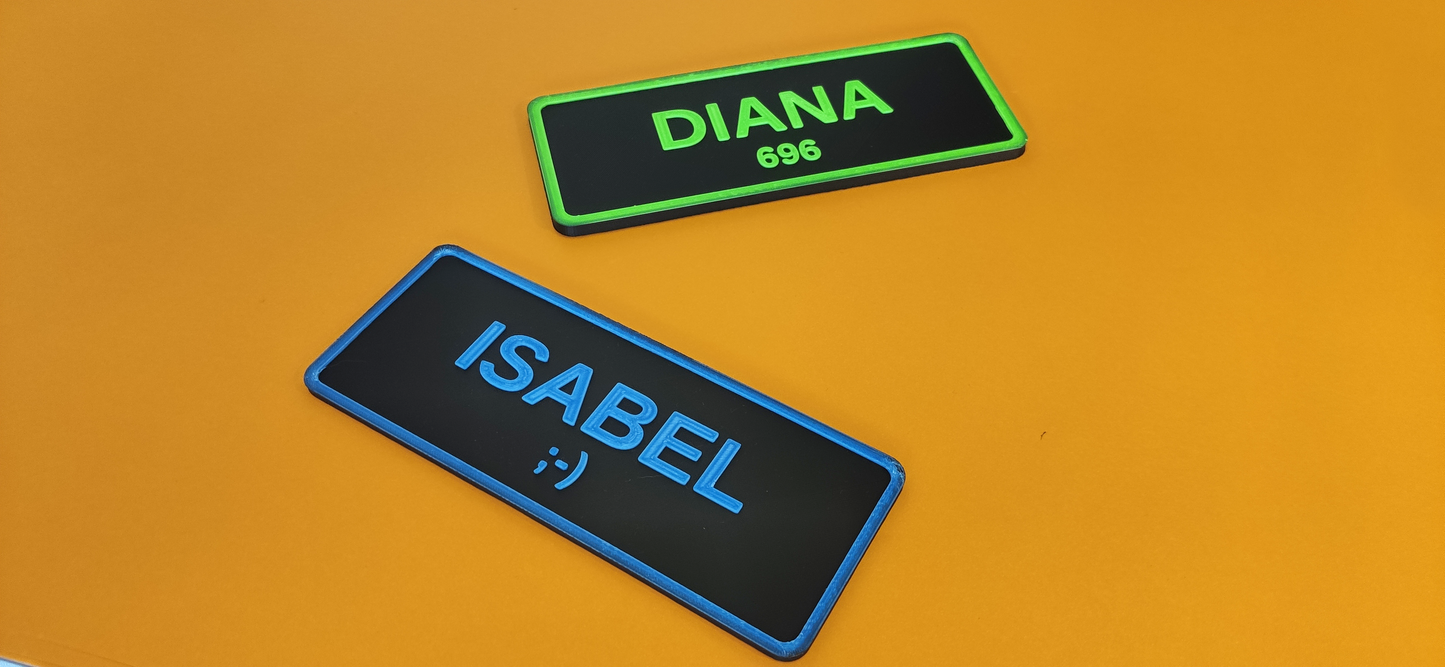 Placa personalizada con nombre